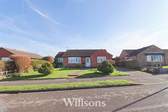 2 Bedroom Detached Bungalow For Sale In Robinson Avenue, Alford, LN13