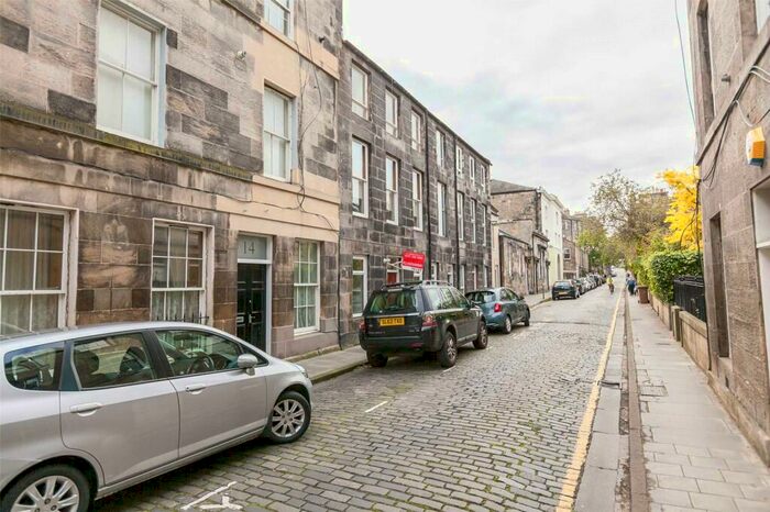 1 Bedroom Property To Rent In Dean Street, Stockbridge, Edinburgh, EH4