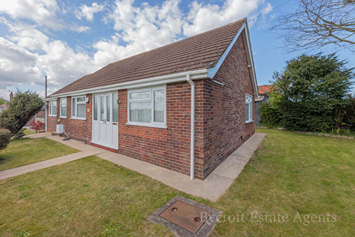 3 Bedroom Detached Bungalow For Sale In Clifford Avenue, Caister-on-sea, NR30