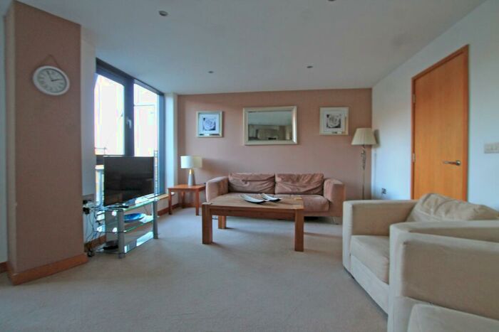 2 Bedroom Flat To Rent In Salts Mill Road, West Yorkshire, Shipley, BD17