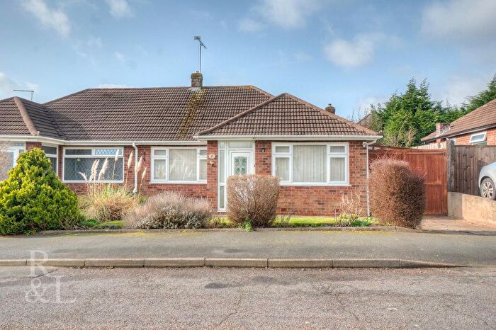 2 Bedroom Semi Detached Bungalow For Sale In Newstead Avenue, Radcliffe-On-Trent, Nottingham, NG12