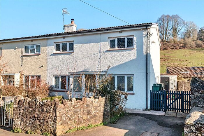 3 Bedroom Semi-Detached House For Sale In The Cross, Clearwell, Coleford, Gloucestershire, GL16