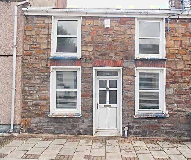 1 Bedroom Terraced House To Rent In Bell Street, Trecynon, Aberdare, CF44