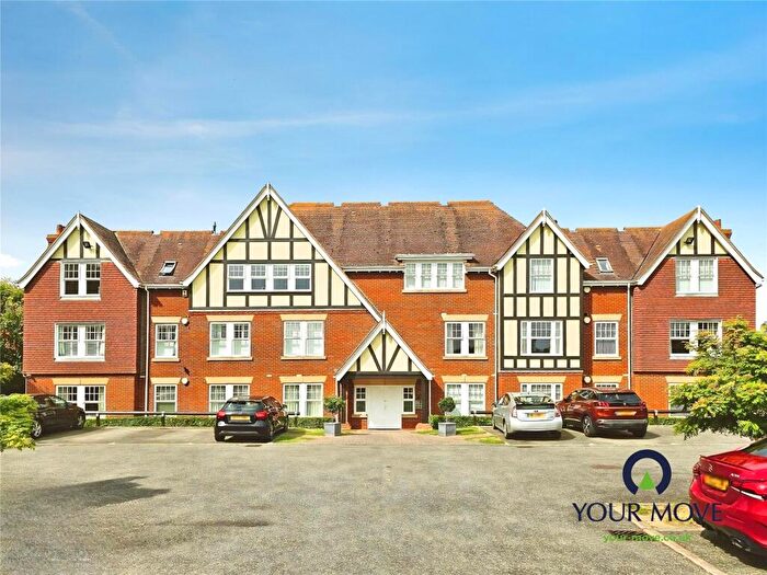 2 Bedroom House For Sale In Foreland Heights, Broadstairs, Kent, CT10