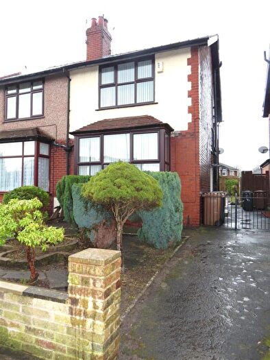 3 Bedroom Semi Detached House To Rent In Manchester Road, Denton, Manchester, M34