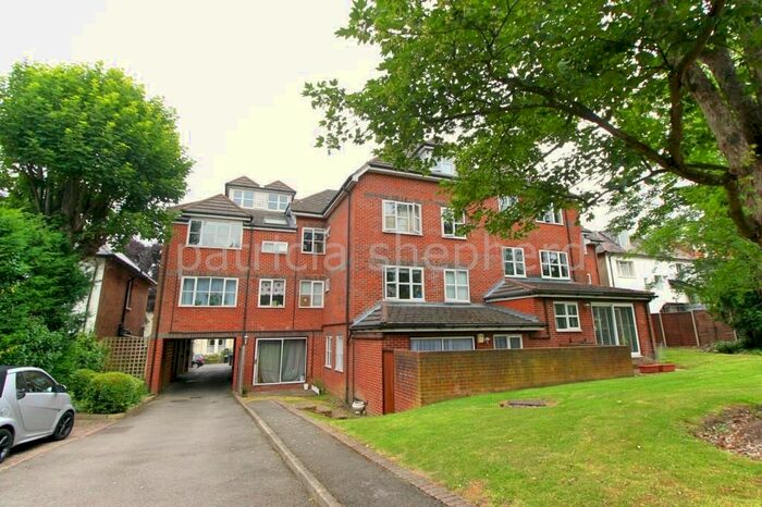 1 Bedroom Flat To Rent In Cedar Road, Sutton, SM2
