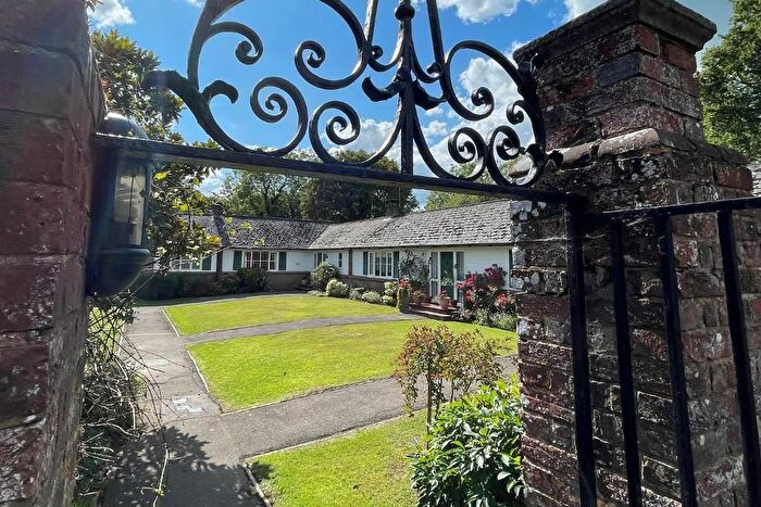 3 Bedroom Semi-Detached House For Sale In Benenden Road, Rolvenden, Kent, TN17