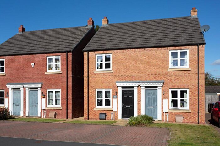 2 Bedroom Semi-Detached House For Sale In The Hedgerows, Eggborough, DN14