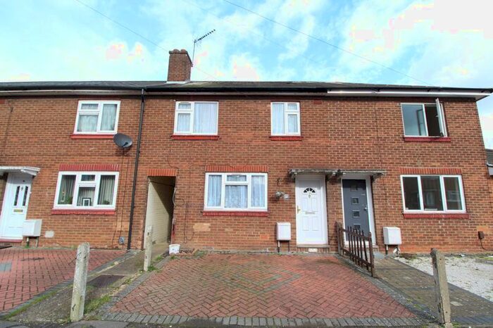3 Bedroom Terraced House To Rent In Trent Road, Luton, LU3