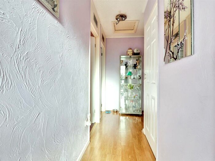 2 Bedroom Semi-Detached Bungalow For Sale In Heron Gardens, Stalham, NR12