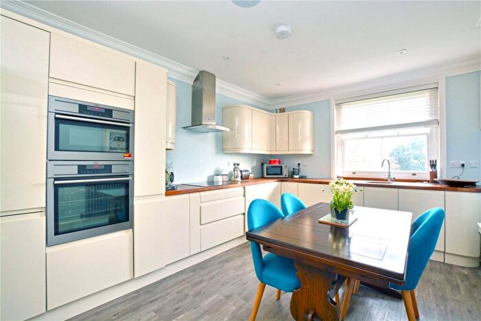 2 Bedroom Apartment To Rent In Vanbrugh Terrace, Blackheath, London, SE3