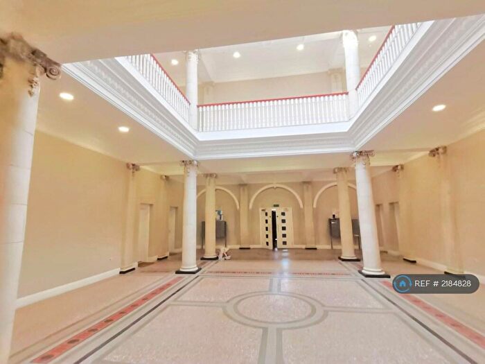 Studio To Rent In Crocketts Lane, Smethwick, B66