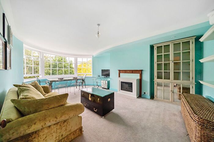 1 Bedroom Flat To Rent In The Paragon, London, SE3