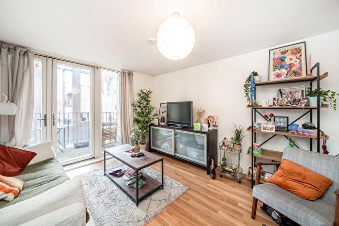 1 Bedroom Flat To Rent In Odeon Parade, Well Hall Road, Eltham, SE9