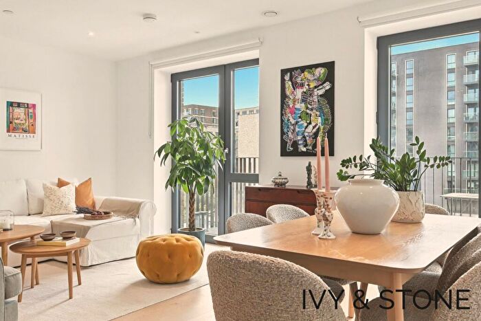 1 Bedroom Flat For Sale In Banyan Court, Royal Wharf, E16