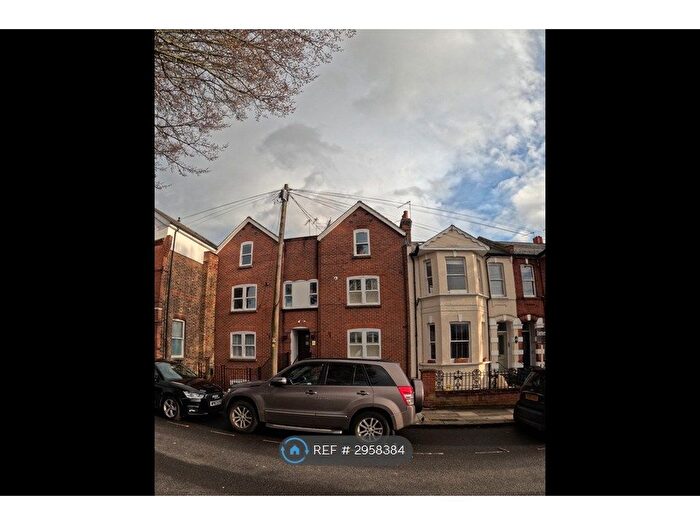 1 Bedroom Flat To Rent In Amyand Park Road Ltd, Twickenham, TW1