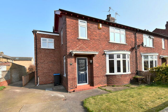 4 Bedroom Semi-Detached House To Rent In Springwell Lane, Northallerton, DL7