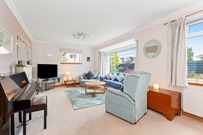 5 Bedroom Detached House For Sale In Cramond Park, Cramond, Edinburgh, EH4