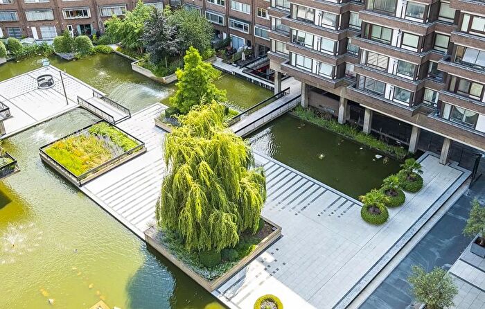 3 Bedroom Flat To Rent In The Water Gardens, London, W2