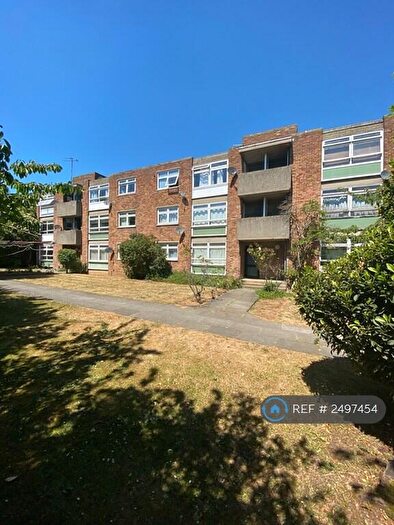 1 Bedroom Flat To Rent In Lingfield Avenue, Dartford, DA2