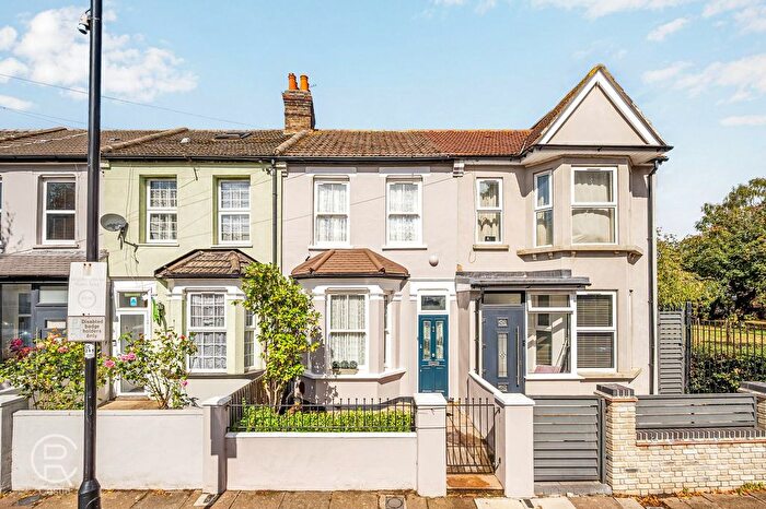3 Bedroom Terraced House For Sale In Tachbrook Road, Southall, UB2
