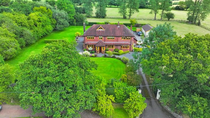 4 Bedroom Detached House For Sale In Moss Lane, Hilderstone, Stone, ST15