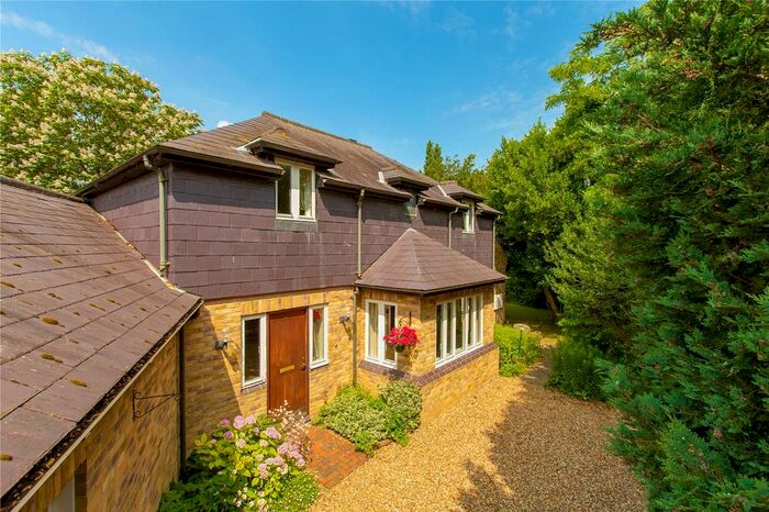 4 Bedroom Detached House For Sale In Coles Lane, Oakington, Cambridge CB24