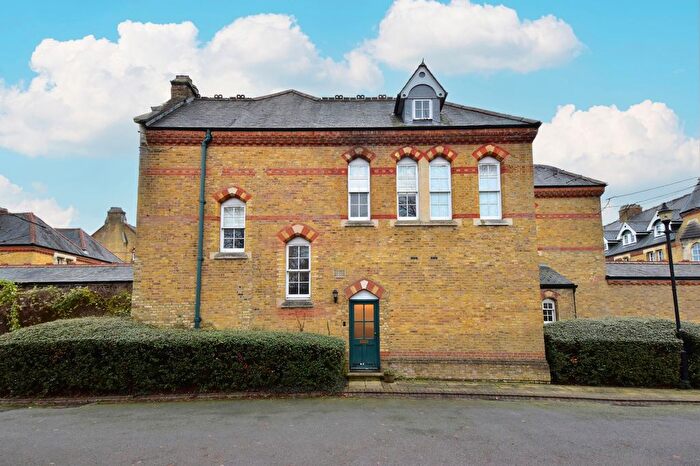 3 Bedroom Property For Sale In Hallam Close, Watford, WD24