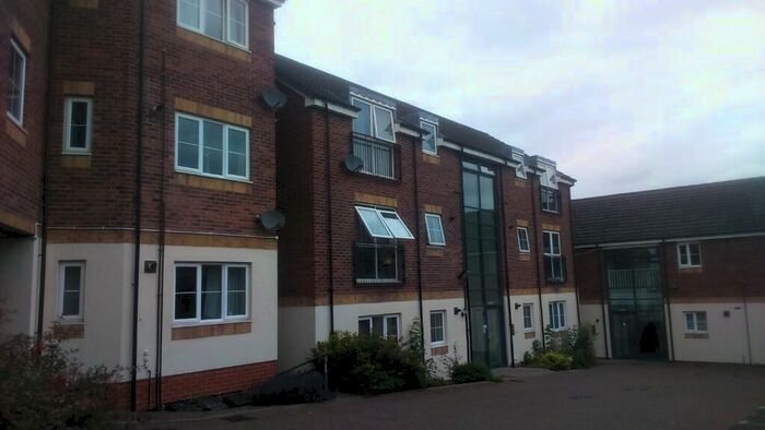 1 Bedroom Flat To Rent In Great Northern Close, Ilkeston, Derbyshire, DE7
