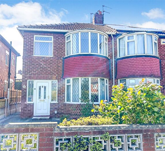 3 Bedroom Semi-Detached House To Rent In Harrowden Road, Doncaster, South Yorkshire, DN2