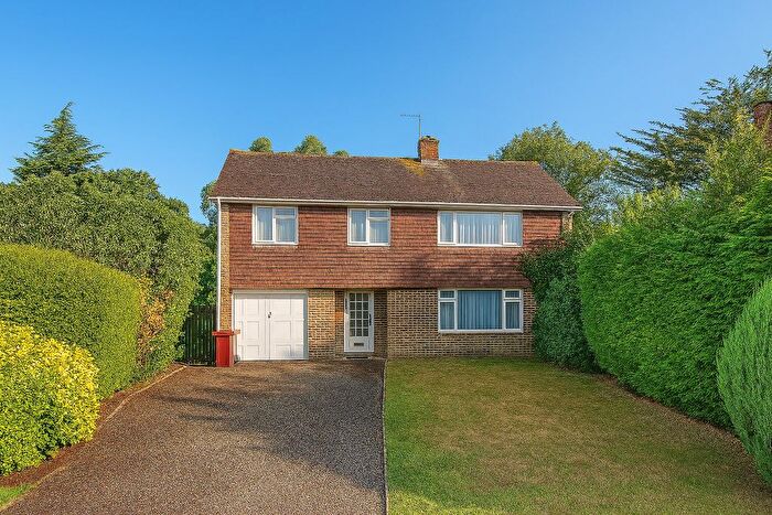 5 Bedroom Property To Rent In Upton Road, Chichester, PO19