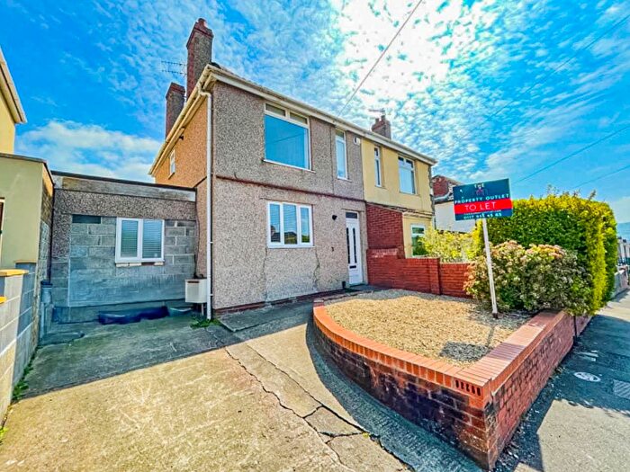 2 Bedroom Maisonette To Rent In Bishopsworth Road, Bedminster Down, Bristol, BS13