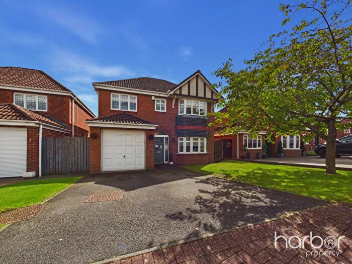 4 Bedroom Detached House For Sale In Threave Place, Gartcosh, Glasgow, North Lanarkshire, G69