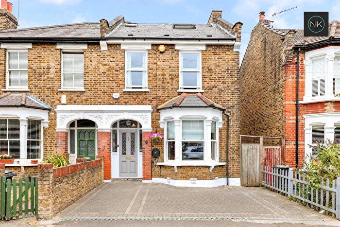 3 Bedroom Semi-Detached House For Sale In Peel Road, South Woodford, London, E18