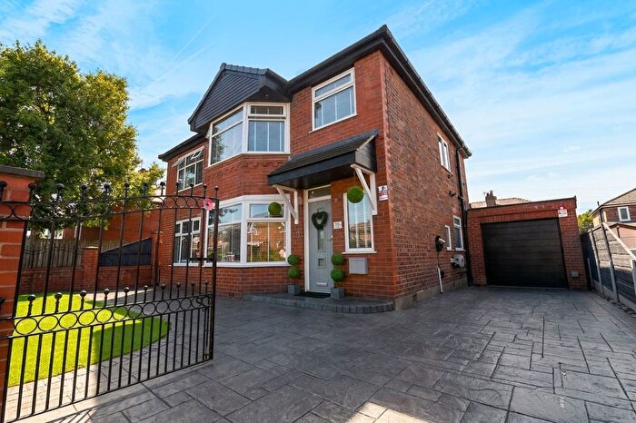 4 Bedroom Detached House For Sale In Kingsway, Swinton, M27