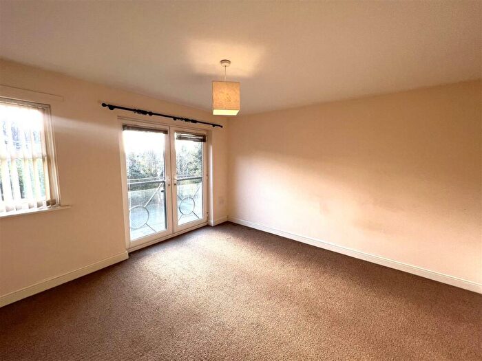 2 Bedroom Flat To Rent In Coventry Road, Exhall, CV7