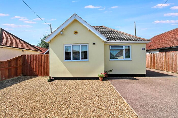 3 Bedroom Detached Bungalow For Sale In Lonsdale Road, Rackheath, Norwich, NR13