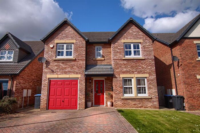 4 Bedroom Detached House For Sale In Jocelyn Way, Brookfield, TS5