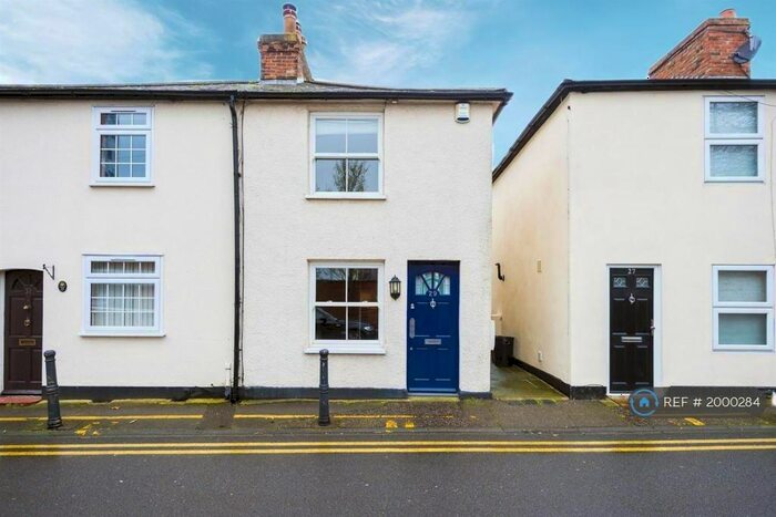 2 Bedroom Semi-Detached House To Rent In South Street, Brentwood, CM14