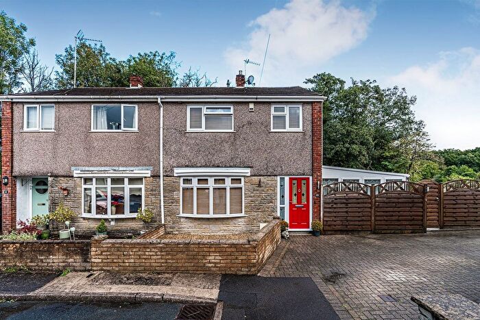 3 Bedroom Semi-Detached House For Sale In St Annes Drive, Llantwit Fardre, Pontypridd, CF38
