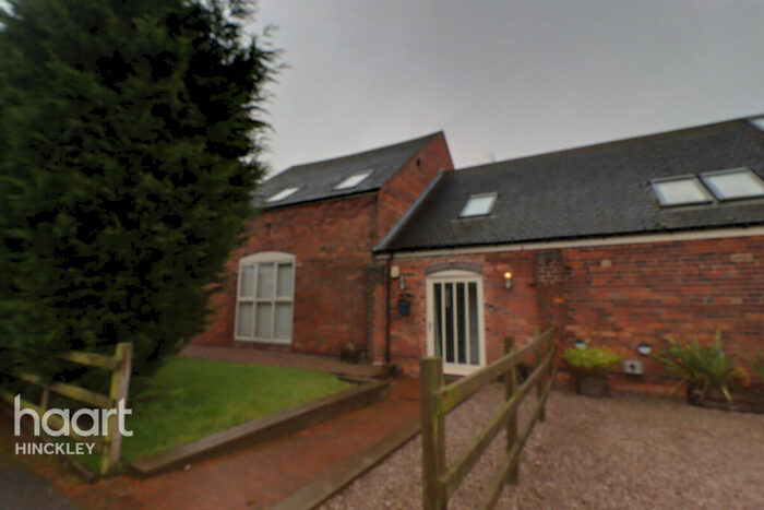 4 Bedroom Barn Conversion For Sale In Ashby Road, Tamworth, B79