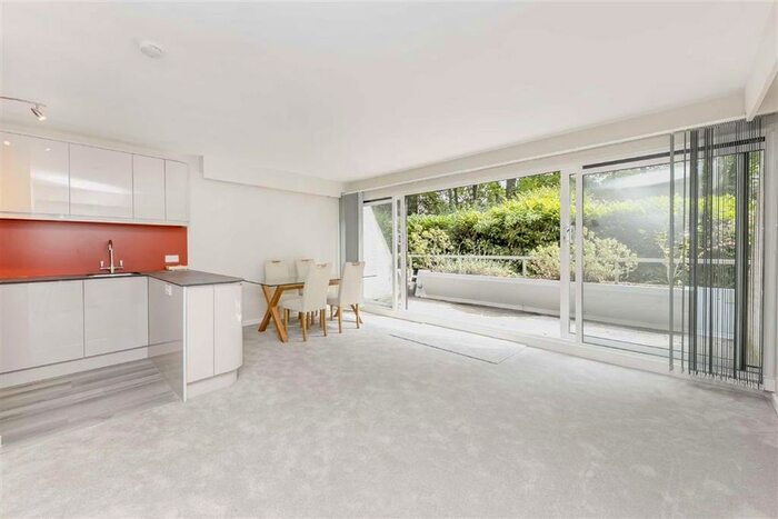 2 Bedroom Flat To Rent In Archery Steps, St. Georges Fields, London, W2