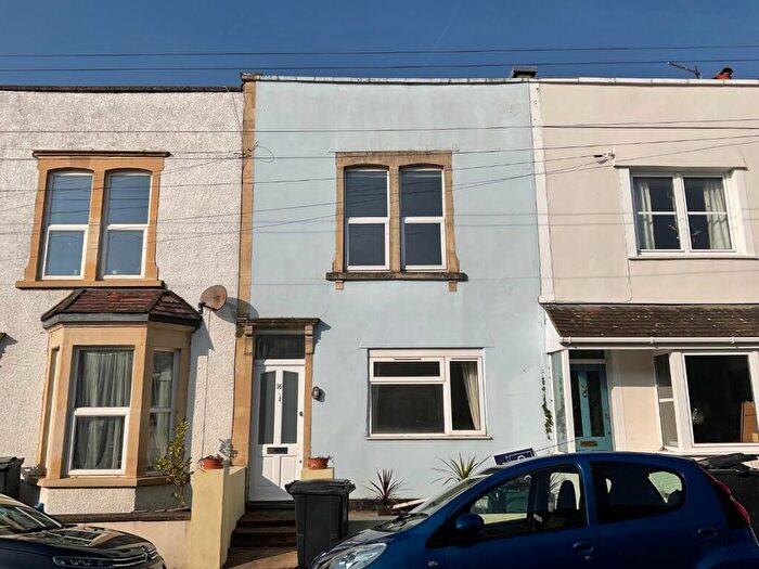 2 Bedroom Terraced House To Rent In Oak Road, Horfield, Bristol, BS7