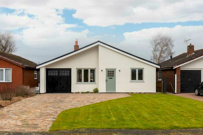 3 Bedroom Detached Bungalow For Sale In The Grange, Kings Bromley, Burton-on-Trent, DE13