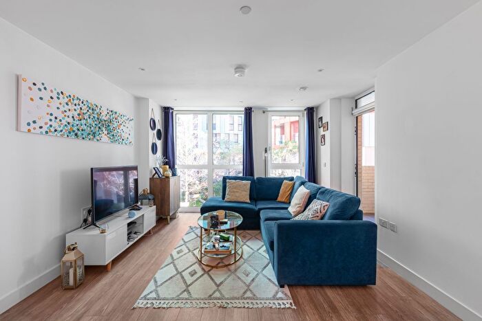 1 Bedroom Flat For Sale In Fiador Apartments, Telegraph Avenue London, SE10
