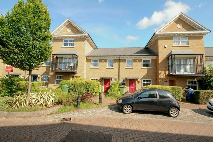 3 Bedroom Terraced House To Rent In Reliance Way, East Oxford, OX4