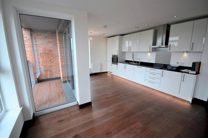 1 Bedroom Flat To Rent In Conway Court, Marri Street, Watford, WD24