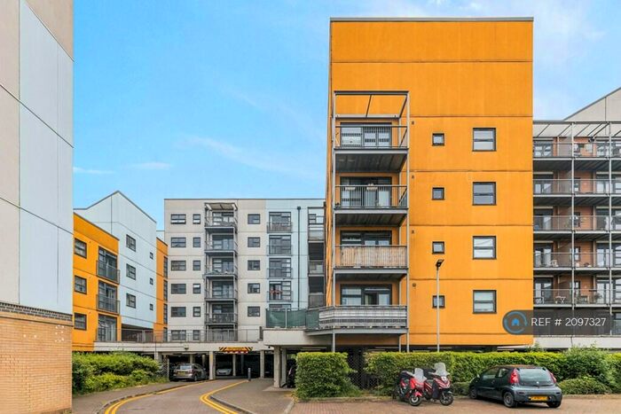 2 Bedroom Flat To Rent In Bromley-By-Bow, Bromley-By-Bow, E3