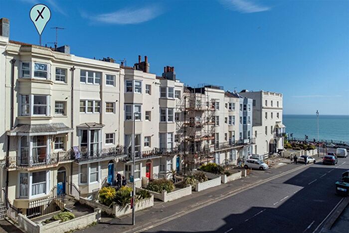 2 Bedroom Flat For Sale In Lower Rock Gardens, Brighton, BN2