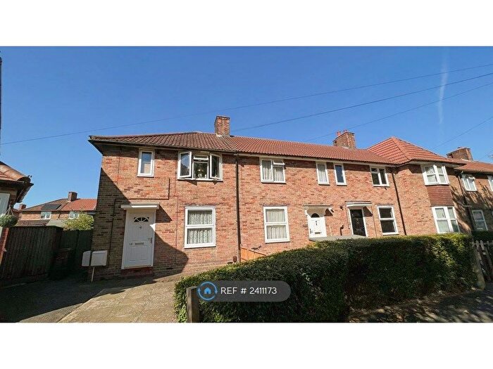 1 Bedroom Flat To Rent In Titchfield Walk, Carshalton, SM5